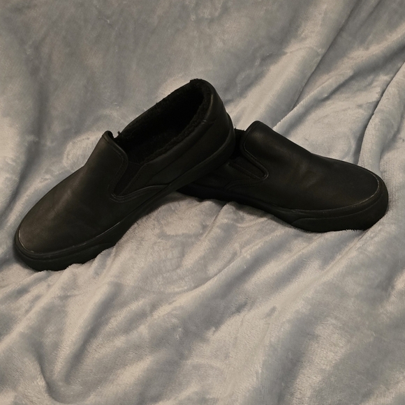 Lugz Shoes - Lugz Slip On Fleece Lined Women's Shoes, Size 8.5 (Bin 10)